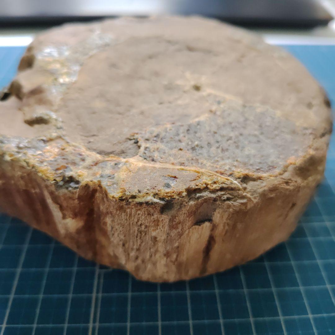 多彩な色の自然石（津軽錦石）原石、管理Ｎｏ．71238