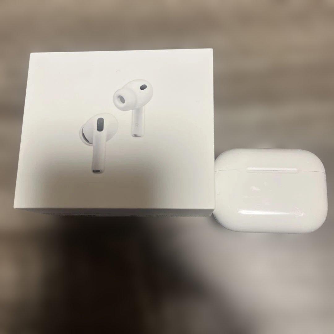 AirPods Pro 3 （第3世代）　充電ケース付き　ほぼ未使用