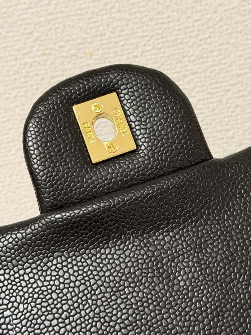 ノベルティ　 CHANEL シャネル チェーン　フラップバッグ　キャビアスキン