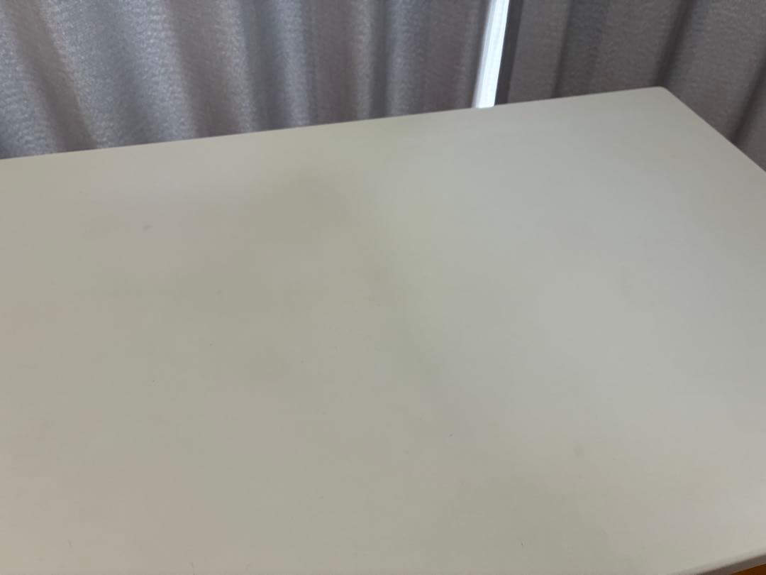 Bauhutte （バウヒュッテ） 手動昇降式 スタンディングデスク ホワイト