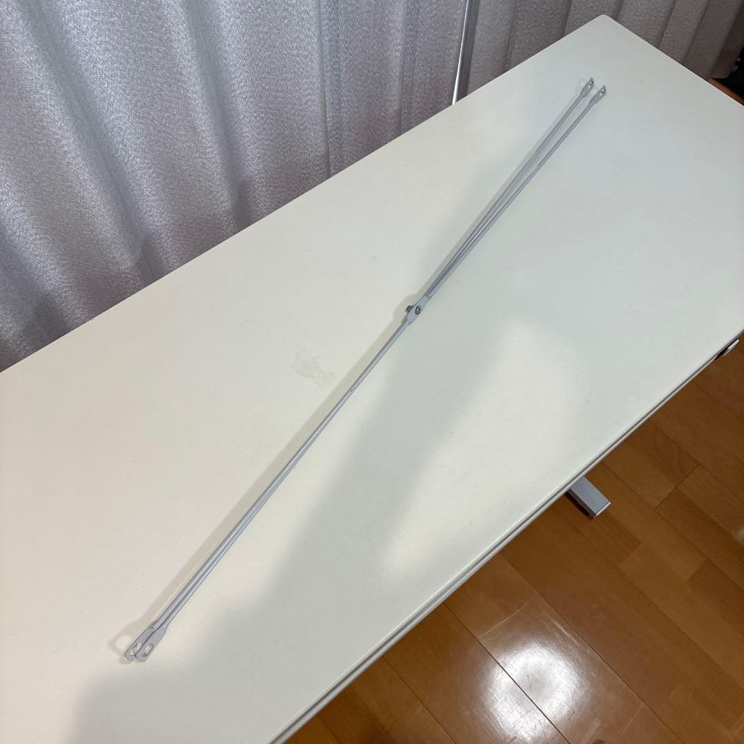 Bauhutte （バウヒュッテ） 手動昇降式 スタンディングデスク ホワイト