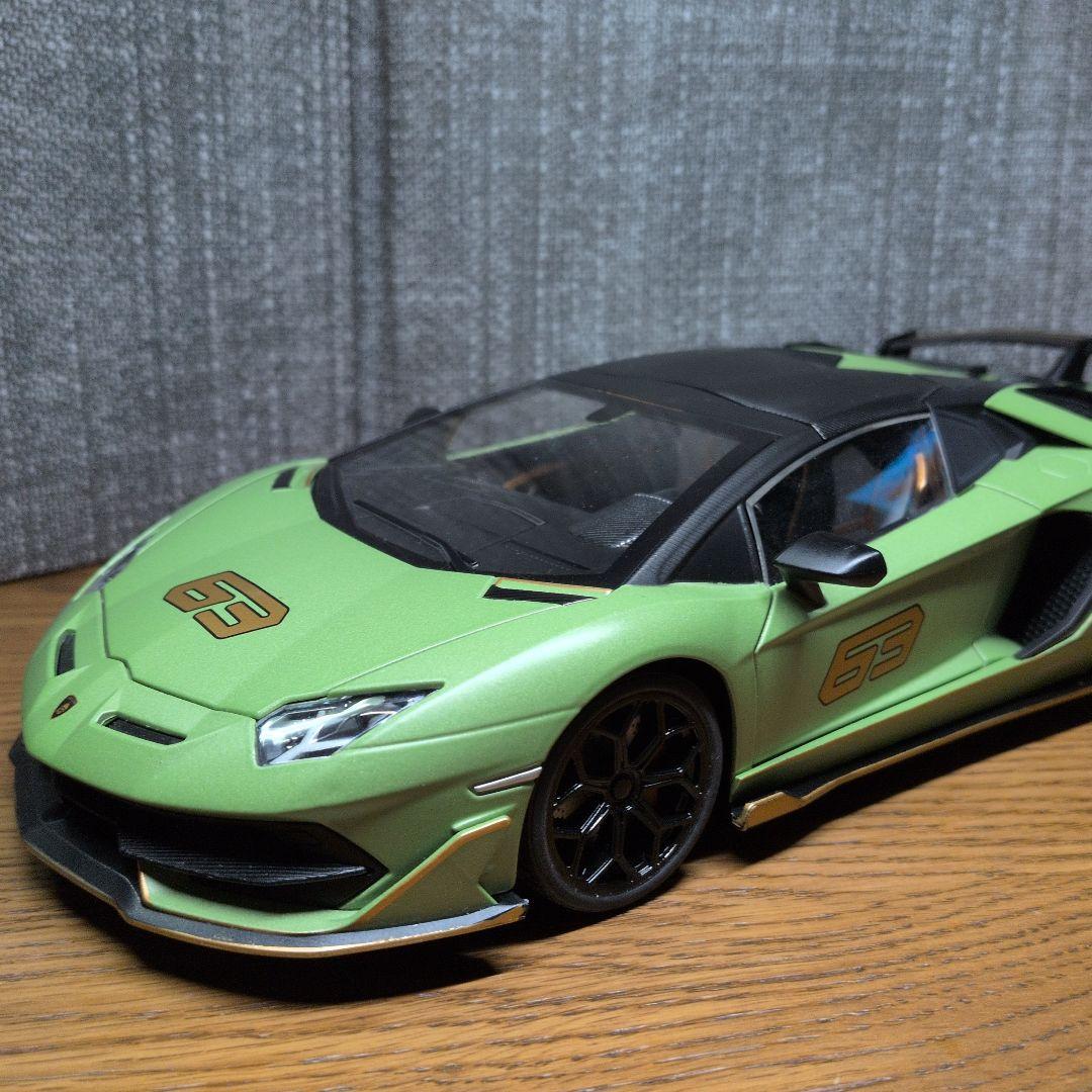 OK アヴェンタドール 1:18スケール グリーン 63