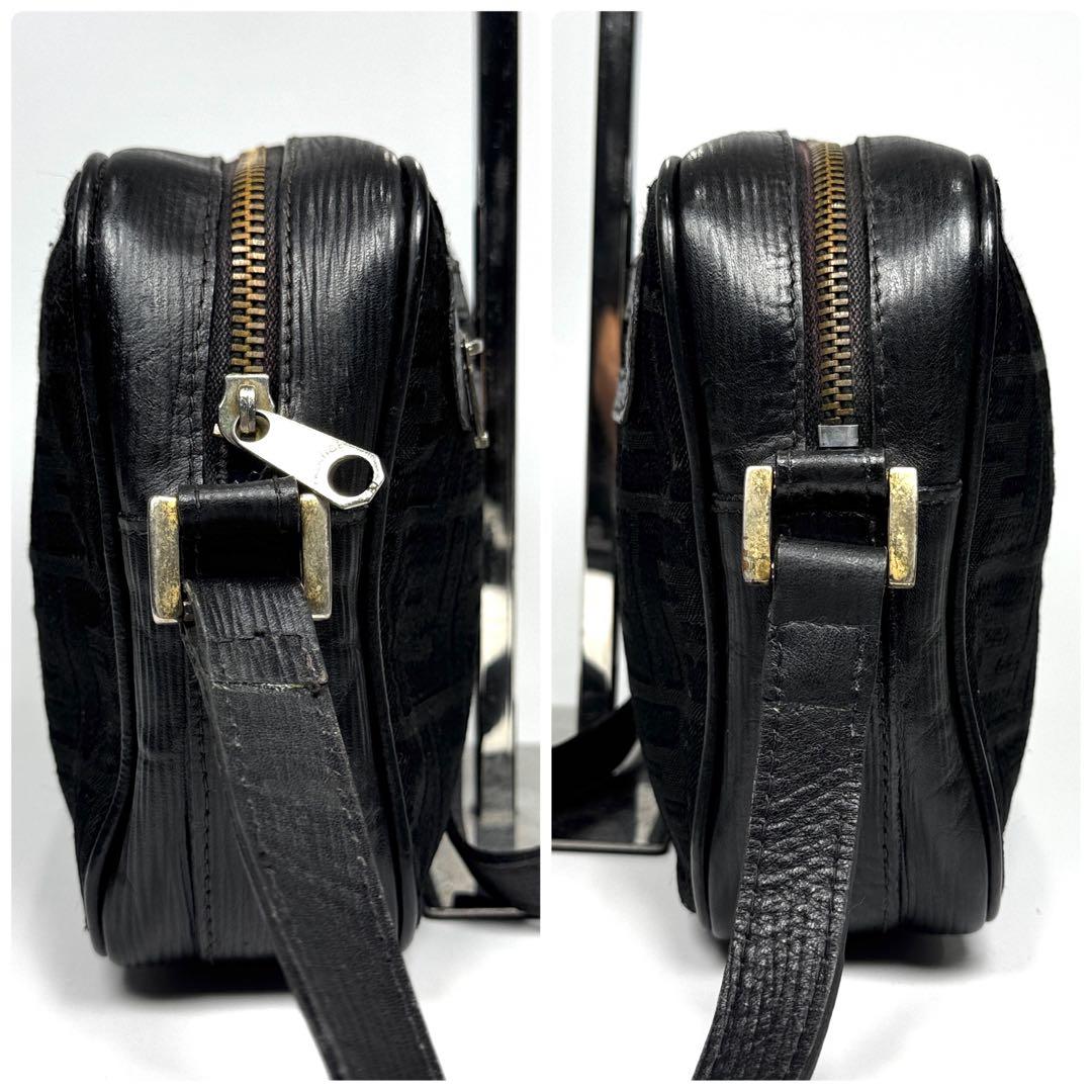 FENDI フェンディ ショルダーバッグ ズッカ キャンバス レザー