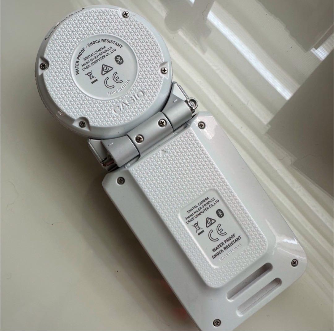 カシオ デジタルカメラ エクシリム EX-FR100LWE ホワイト