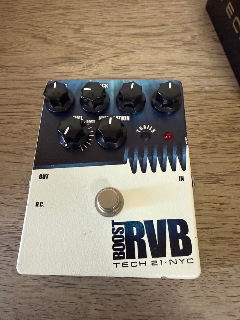 TECH 21 NYC BOOST RVB ギターエフェクター