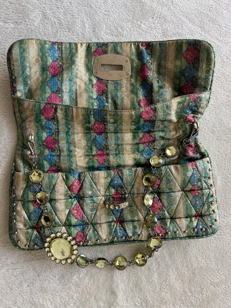 miumiuミュウミュウバッグ ビジュー付き