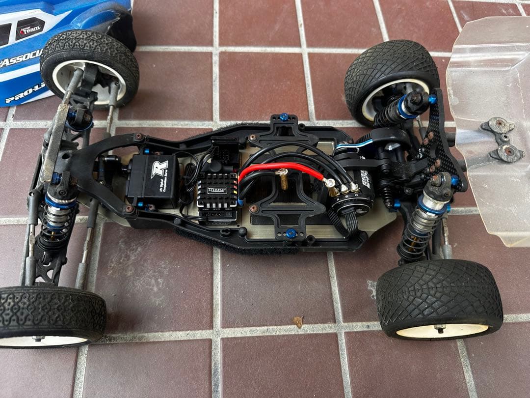 Associated 2WD ホビーラジコンカー キット