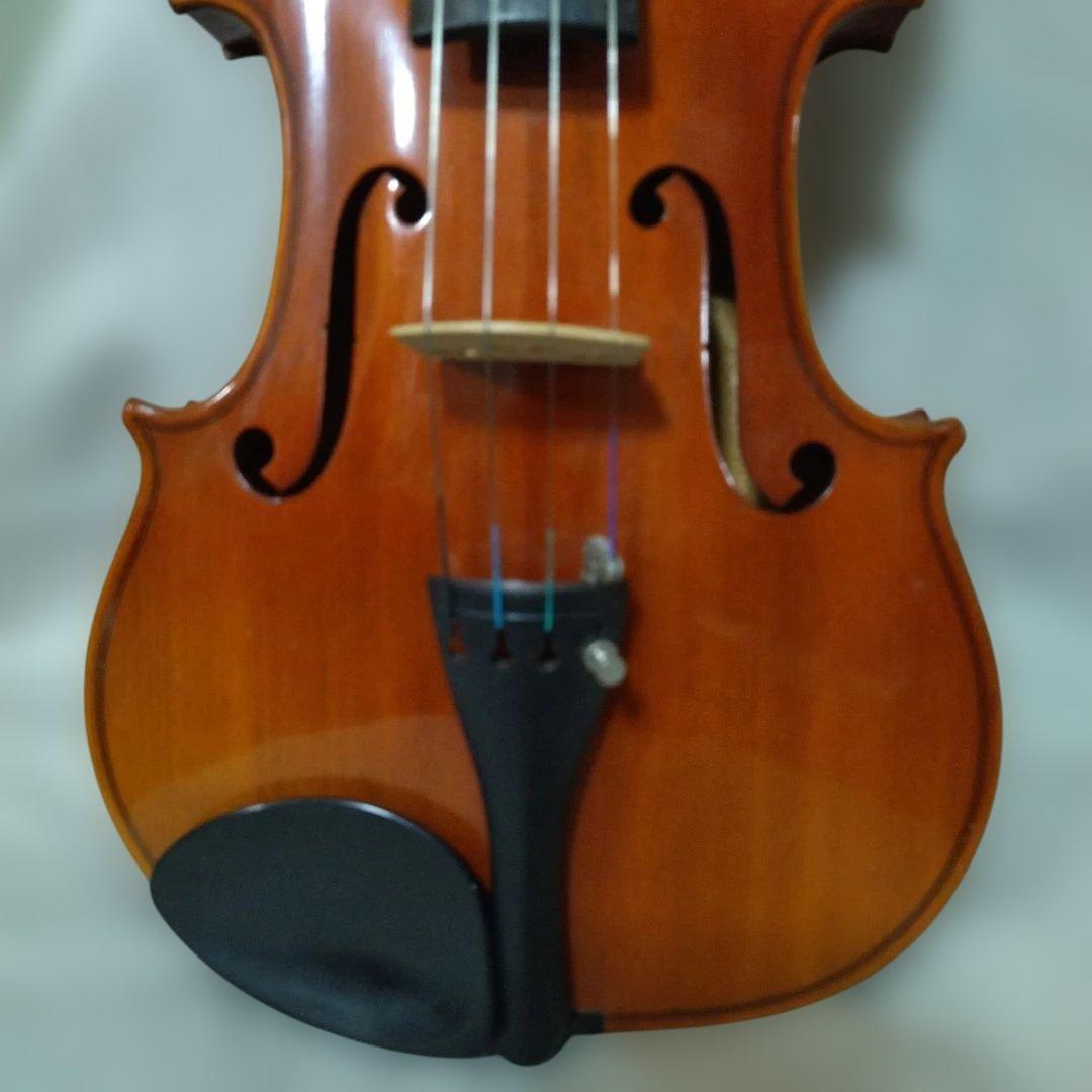 ♥スズキバイオリン4/4♥品番200♥製造年2000年♥弓、ケ―ス、松脂付き