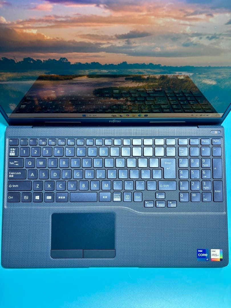 富士通 LIFEBOOK TH77/E3 i7 1165G7 SSD 2TB