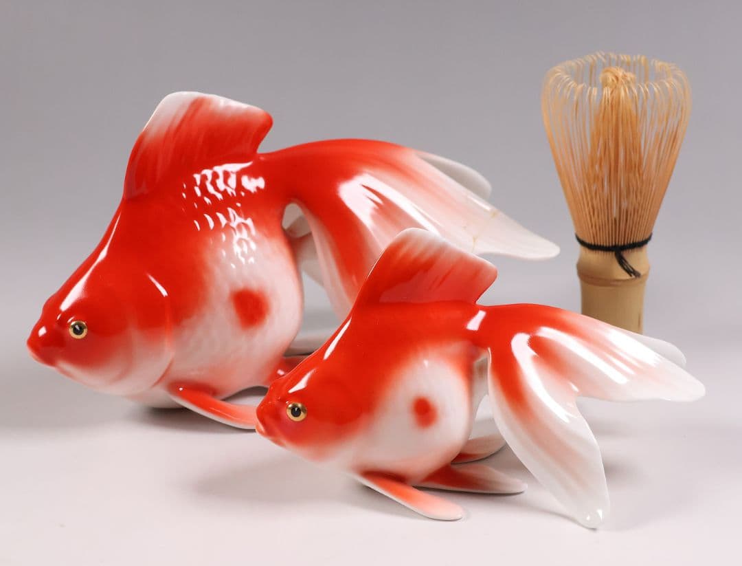 【CM316】ボーンチャイナ 金魚 置物 一点イタミありオマケ ノリタケ