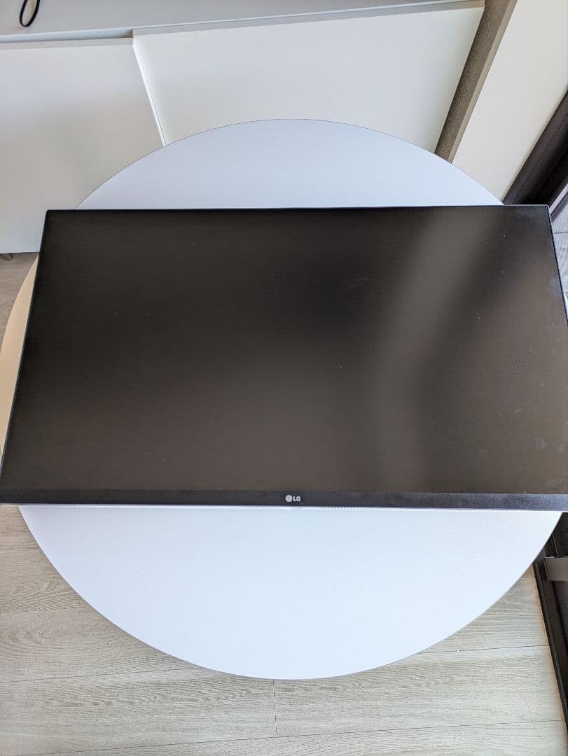 【発送頼める便で安心！】 LG ディスプレイ 本体のみ　型番32UP550N