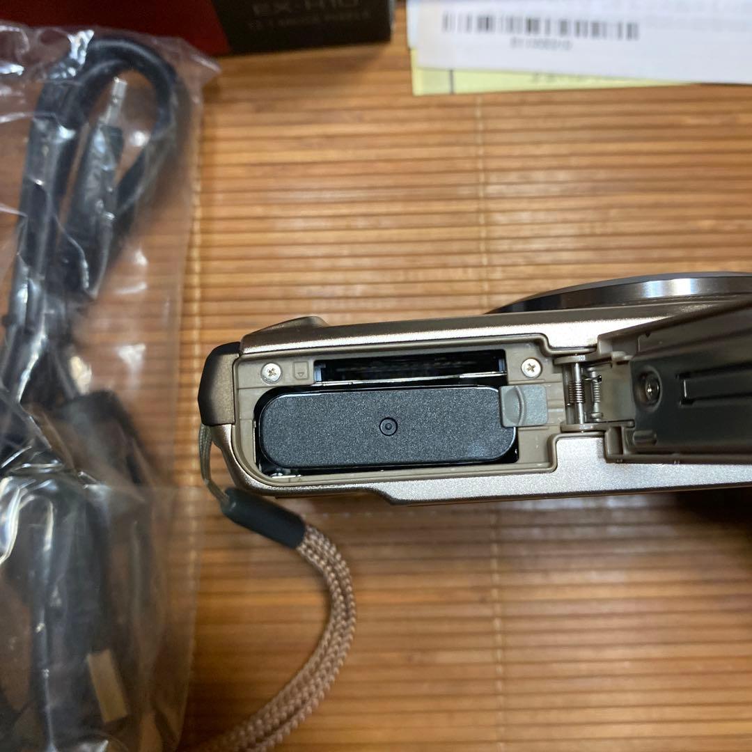 CASIO EX-H10 コンパクトデジタルカメラ