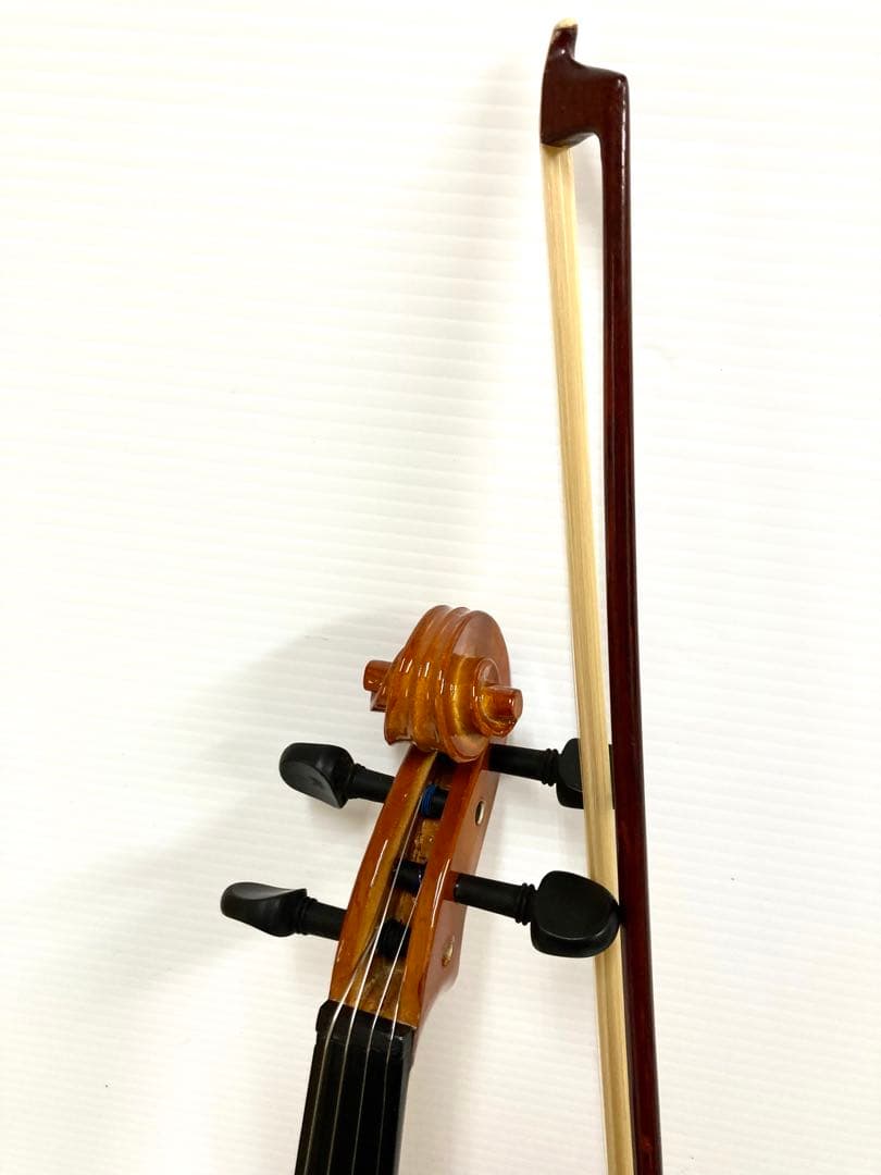 未使用保管品◆バイオリン◆4/4サイズ 初心者用 セミハードケース／教則本付き