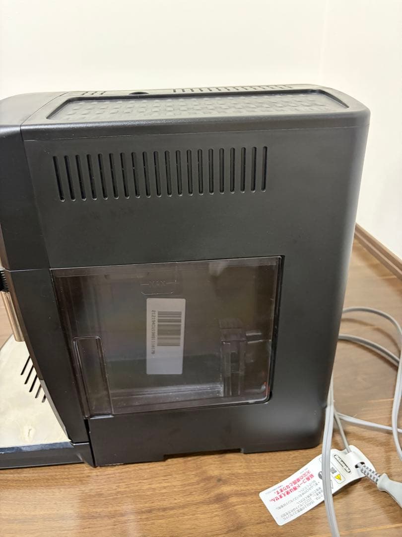 【週末限定値下げ中】DeLonghi デロンギ マグニフィカ ESAM03110