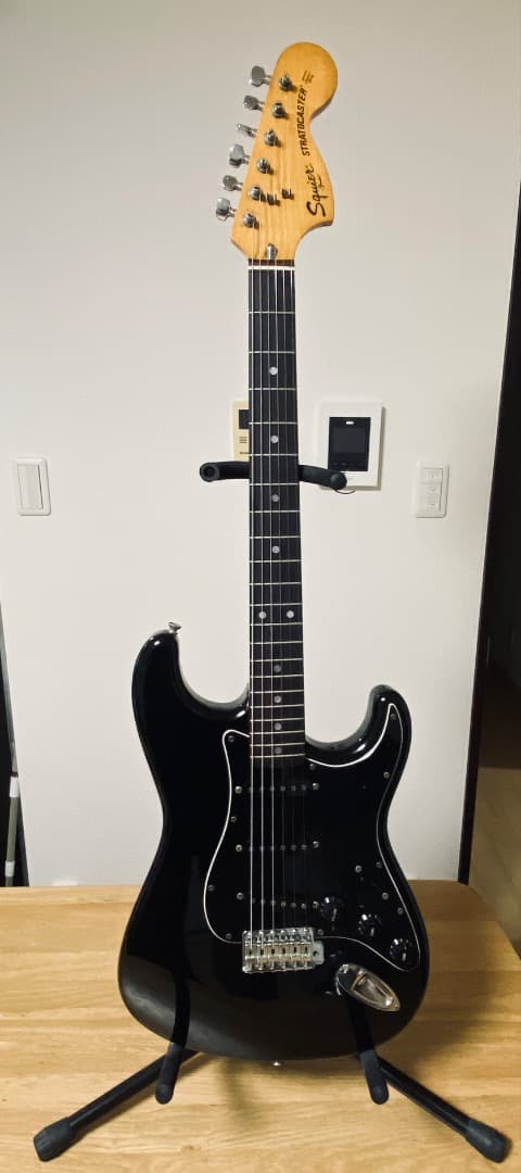 SQUIER JV シリアル　1983年