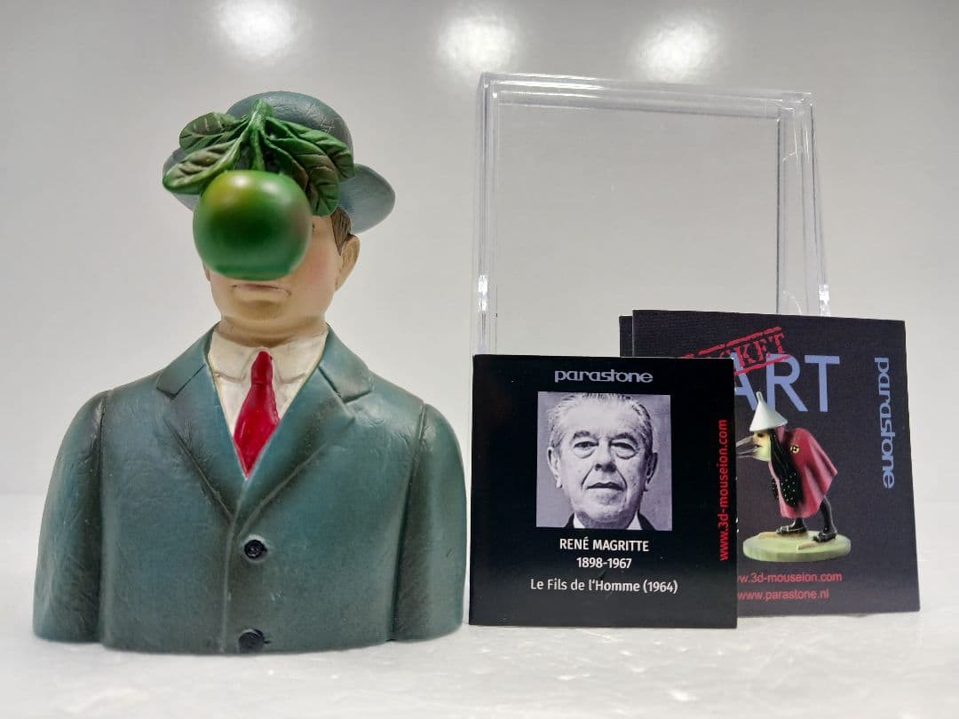 ポケットアート ルネ・マグリット スタチュー