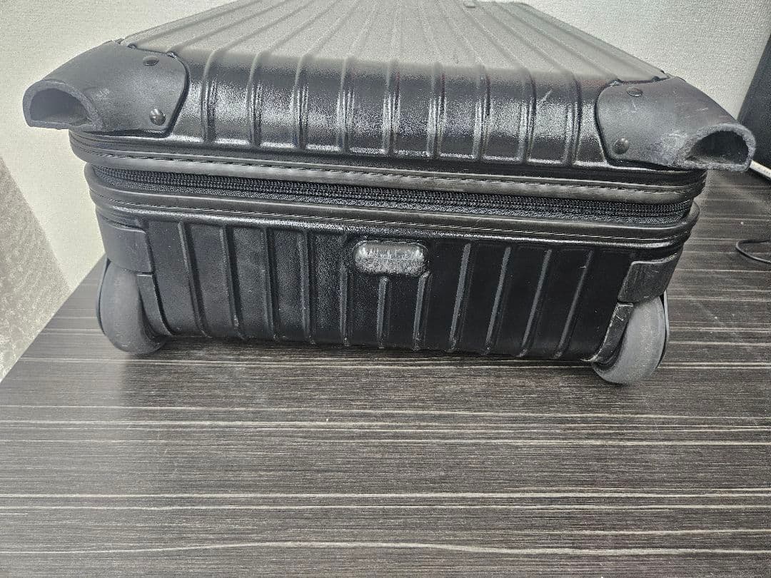 リモワ サルサ 85152 35リッター 2輪 BLACK廃盤品 キャリーケース