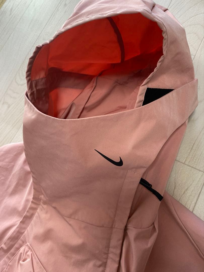 Ms　NIKE NIKELAB AAEナイキ　ウィンドブレイカー　サイズM