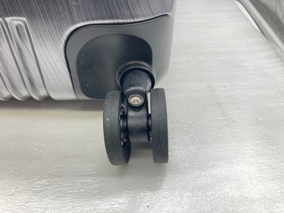 BERMAS　バーマス　スーツケース　鍵付き　キャリーケース