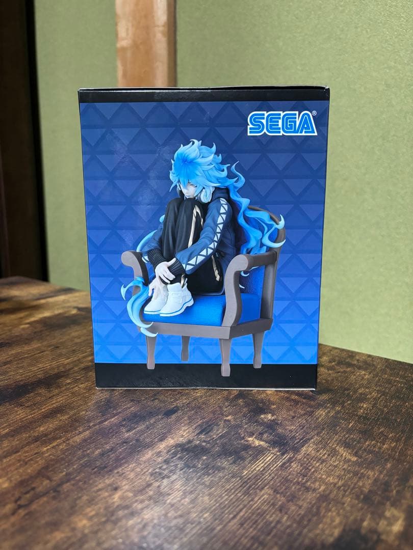 ツイステットワンダーランド　イデア・シュラウド　フィギュア