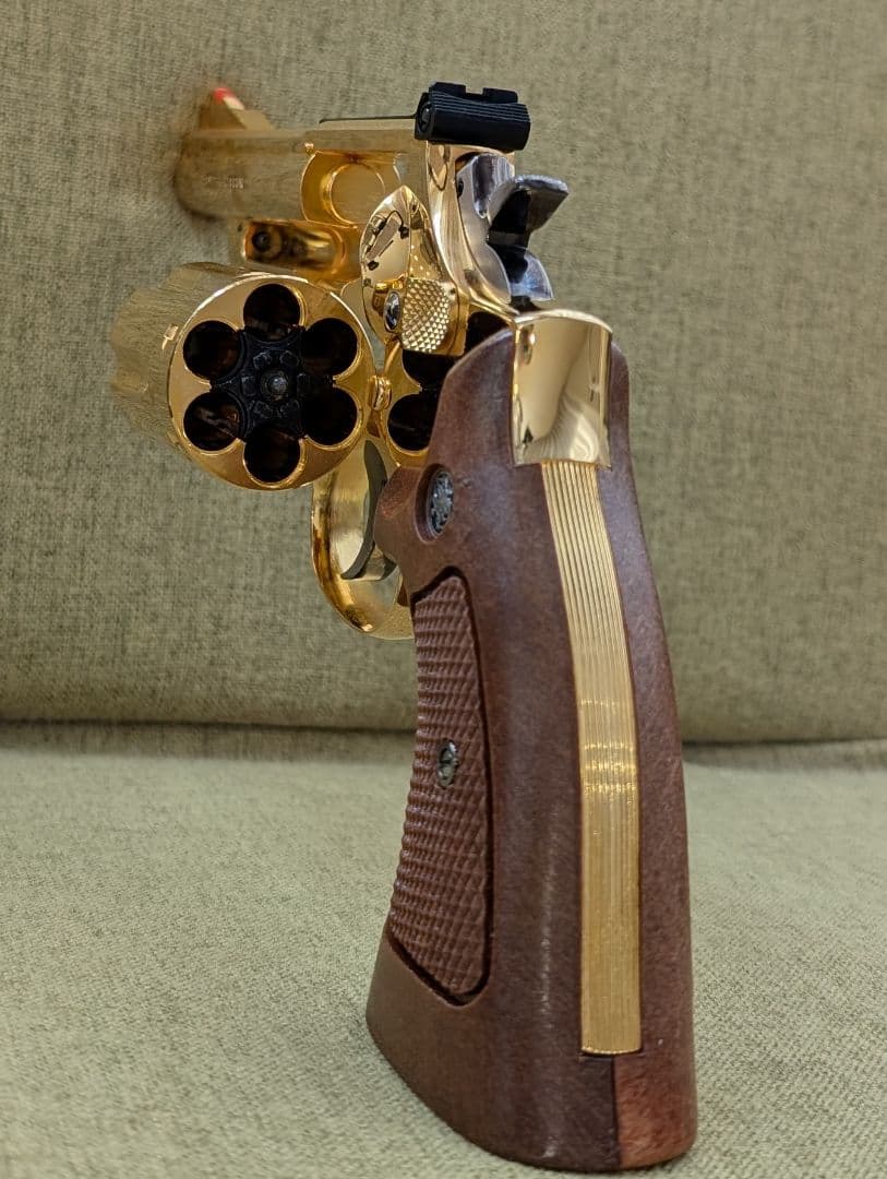 モデルガン コクサイ S&W コンバットマグナム M19 4インチ 24Kメッキ