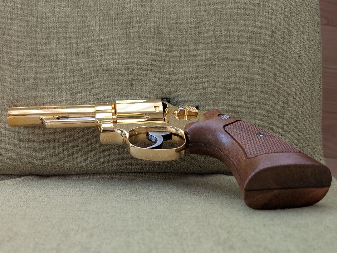 モデルガン コクサイ S&W コンバットマグナム M19 4インチ 24Kメッキ