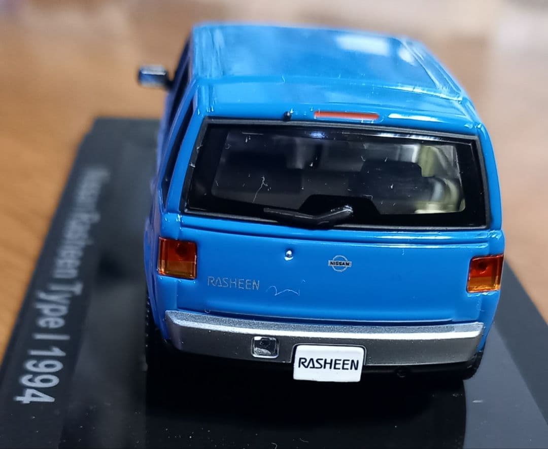 中古カー模型　Nissan Rasheen Type I 1994