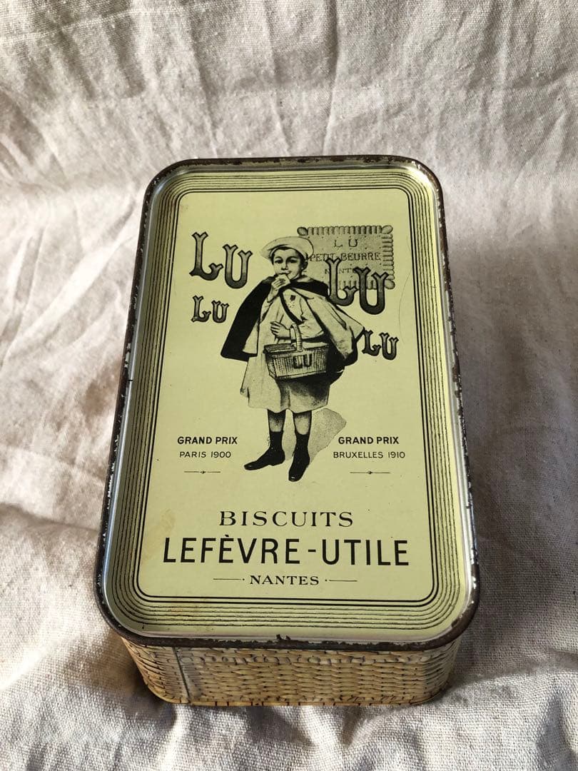 希少フランスアンティーク雑貨 LU ビスケット缶 バスケットブリキ缶パニエ