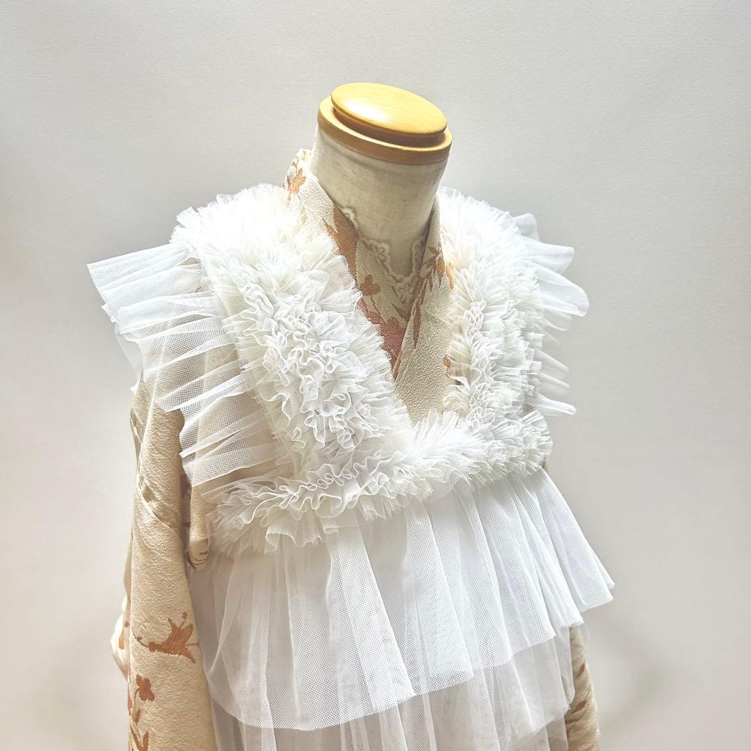 フリルホワイト　1点