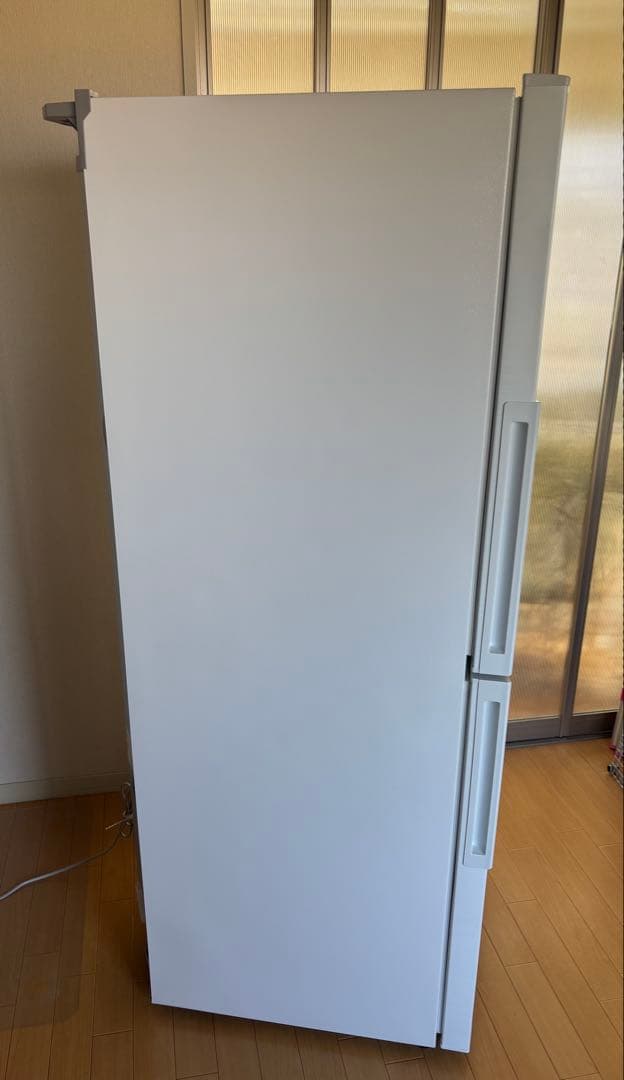 シャープ　ノンフロン冷凍冷蔵庫　SJ-PD28H-W