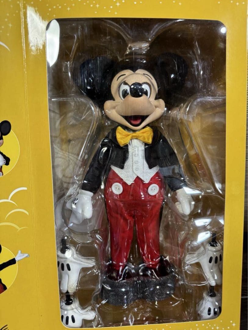 Disneyディズニー ミッキーマウス アクションフィギュアタキシード【レア】
