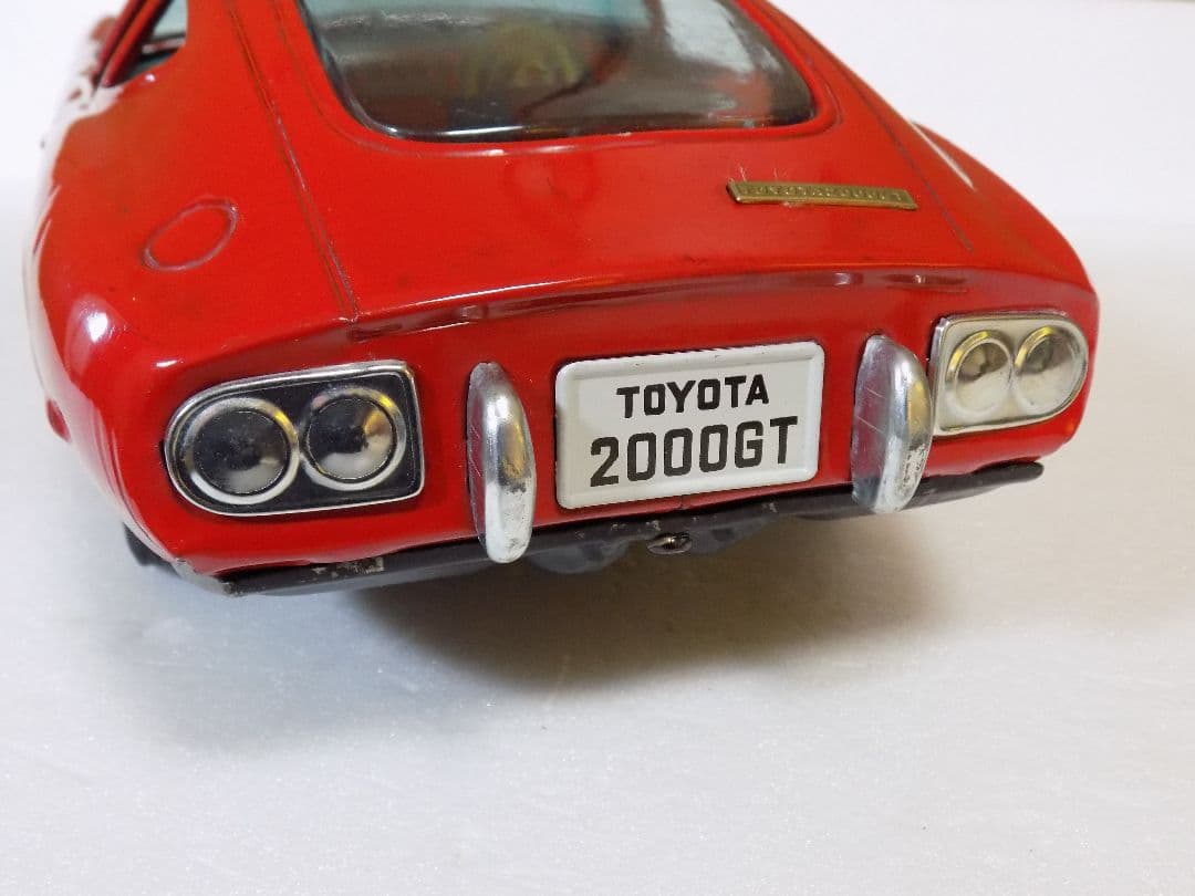 希少ブリキ　イチコー　TOYOTA　2000 GT ※フリクション