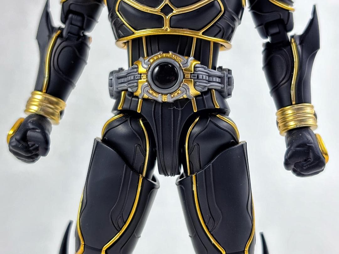 フィギュアライズスタンダード 仮面ライダークウガ アルティメットフォーム