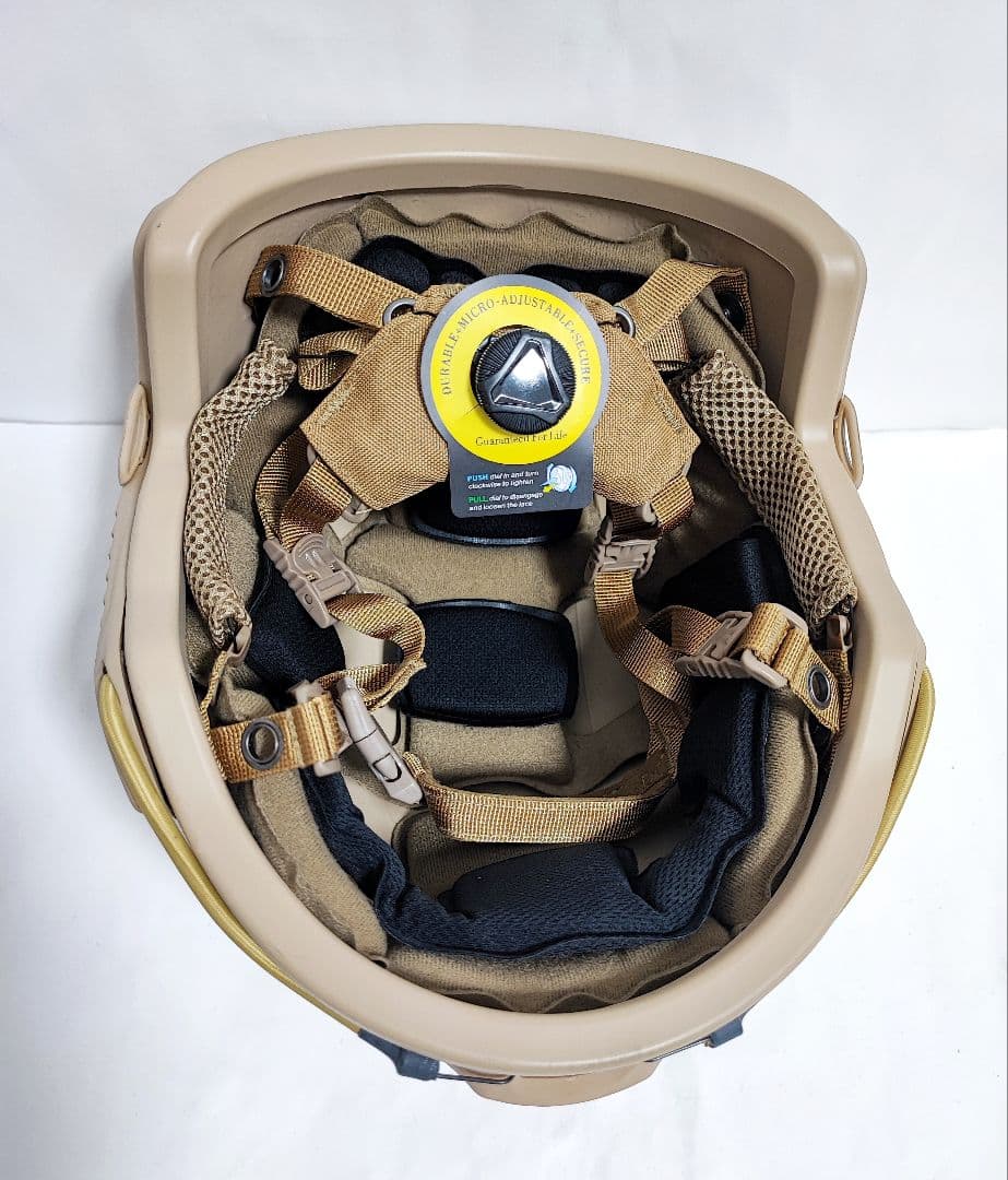 NIJ IIIA レベル3A Fast型 防弾ヘルメット TAN 新品未使用