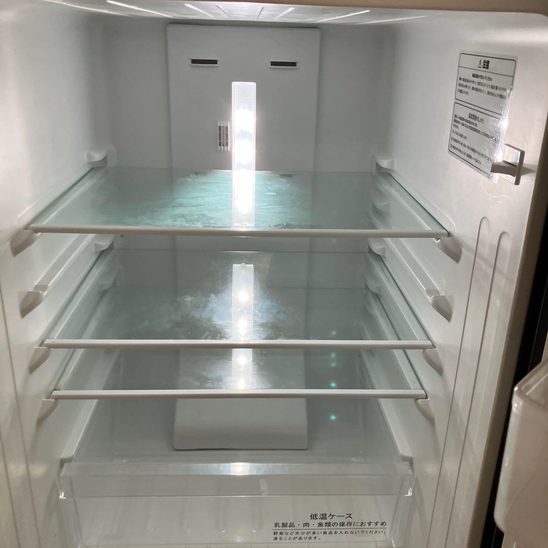 Hisense ブラック冷蔵庫 ガラス棚付き