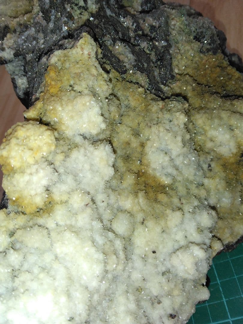 国産鉱物標本　亜鉛鉱？　大型標本