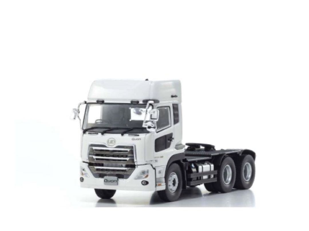 京商　1/43 UD Quon GW 6×4 重機運搬用セミトレーラ　おまけ付