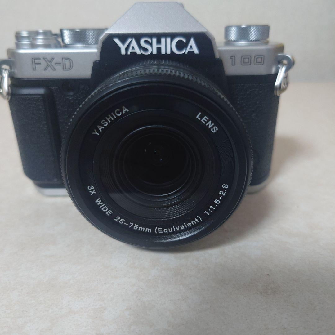 YASHICA FX-D 100 デジタルカメラ