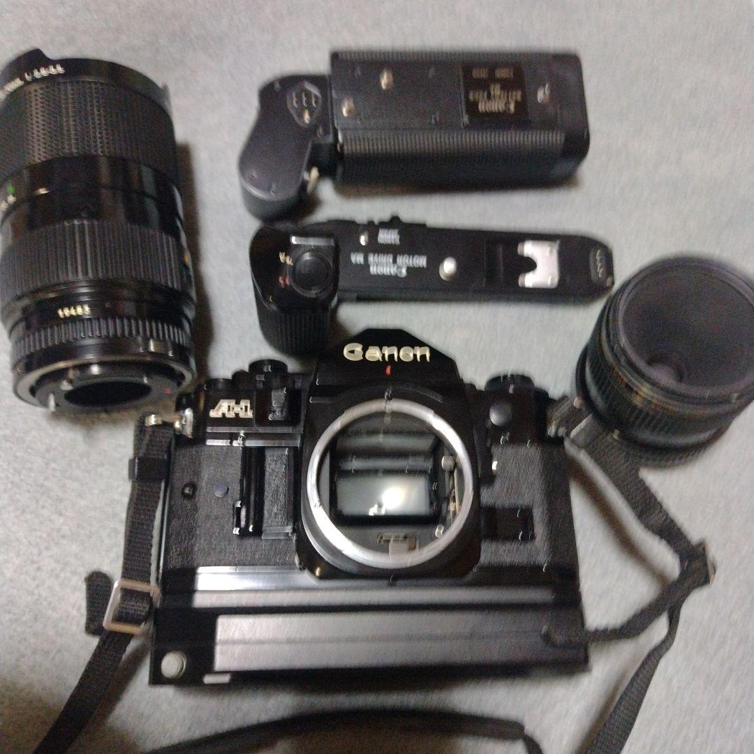 【作動品】Canon A-1 モードラ2個レンズ2個セット　キャノン　電池12本