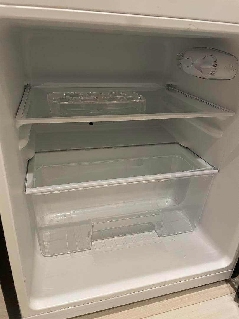 動作品　2020年製　マクスゼン 2ドア冷蔵庫 90L 一人暮らし　大学生