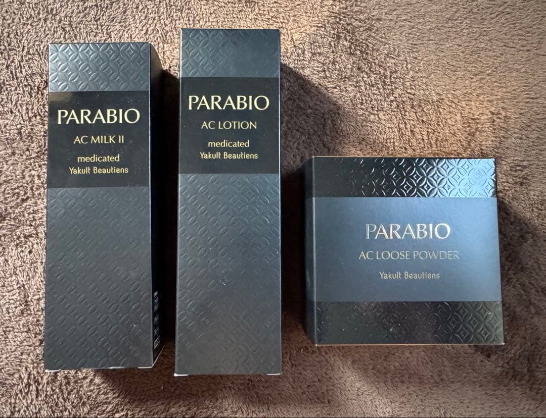 ヤクルト化粧品　パラビオ　ローション　ミルク2 おしろい　未使用