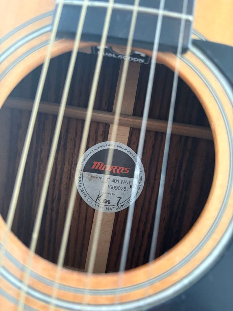 美品　Morrisアコースティックギター　ピック他4点付き！