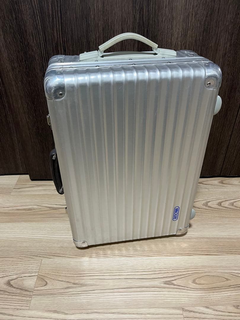 未使用ネームタグ付 RIMOWA クラシックフライト 33Lリモワ