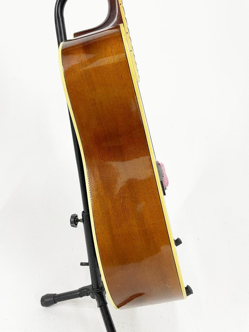 YAMAHA FG-200D ハードケース(難有)と小物付き