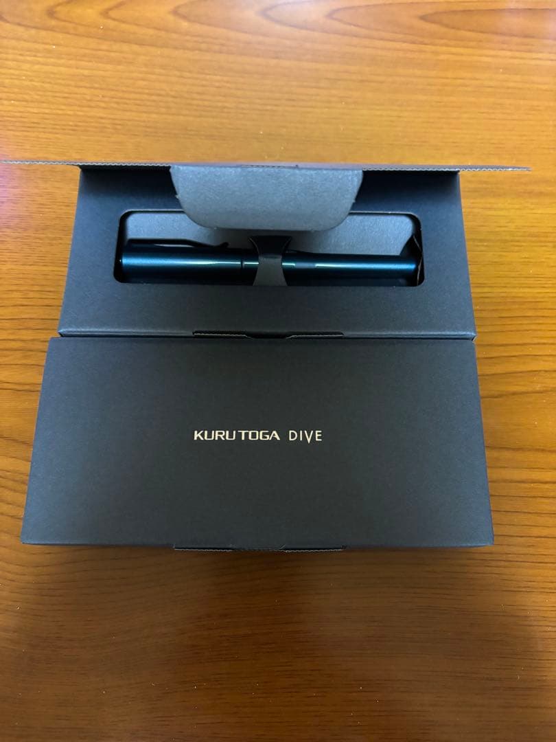 新品　三菱鉛筆　KURUTOGA DIVE クルトガ　アビスブルー　2本