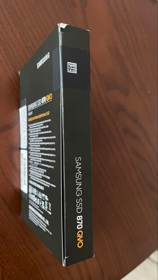 内蔵型SSD Samsung 870 QVO 8TB SATA 2.5 SSD