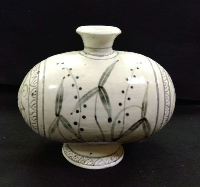 茶道具 花入 扁壺 偏壷 絵粉引 唐津焼 岡本作礼 粉引唐津 粉引