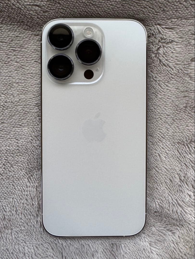 【美品】Apple iPhone 14 Pro 256GBシルバー