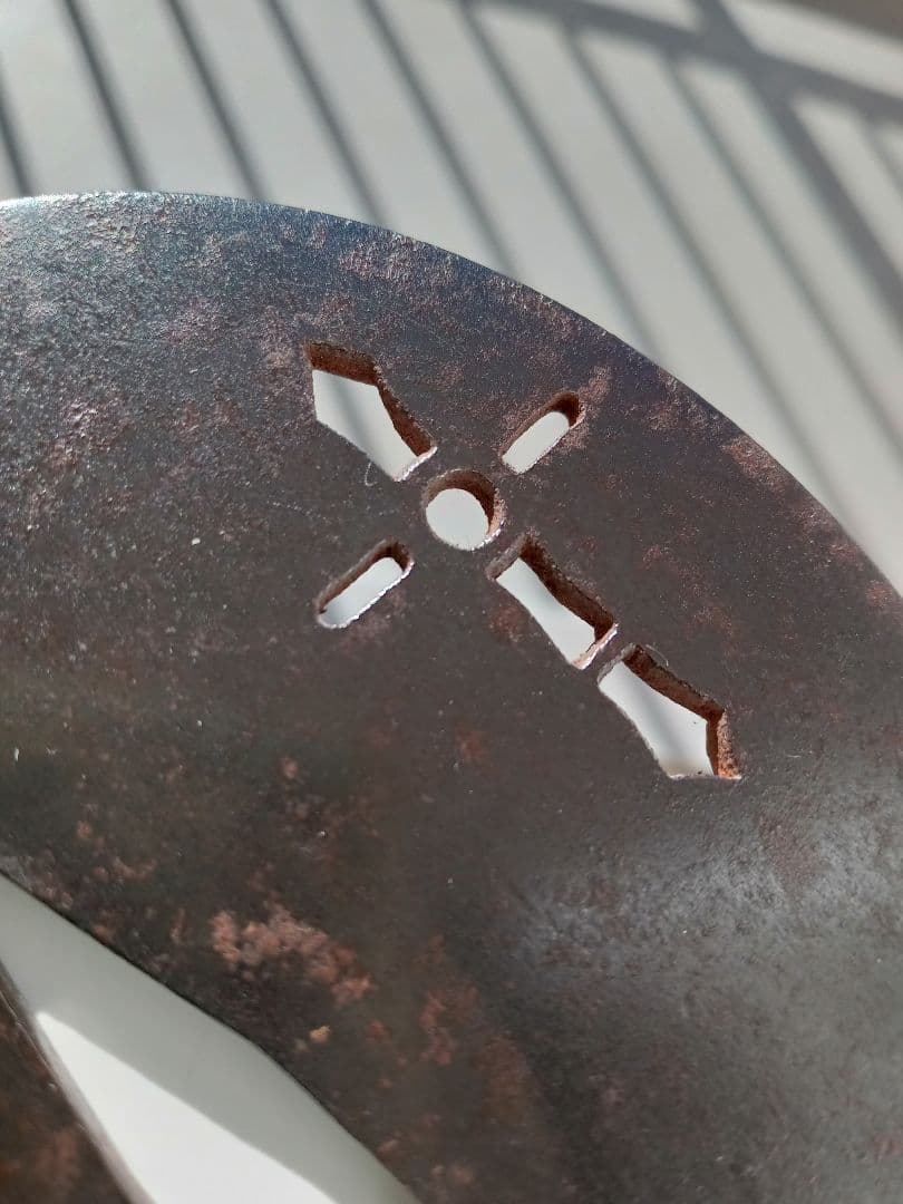 刀匠鐔（キリシタン鍔）　江戸時代初期