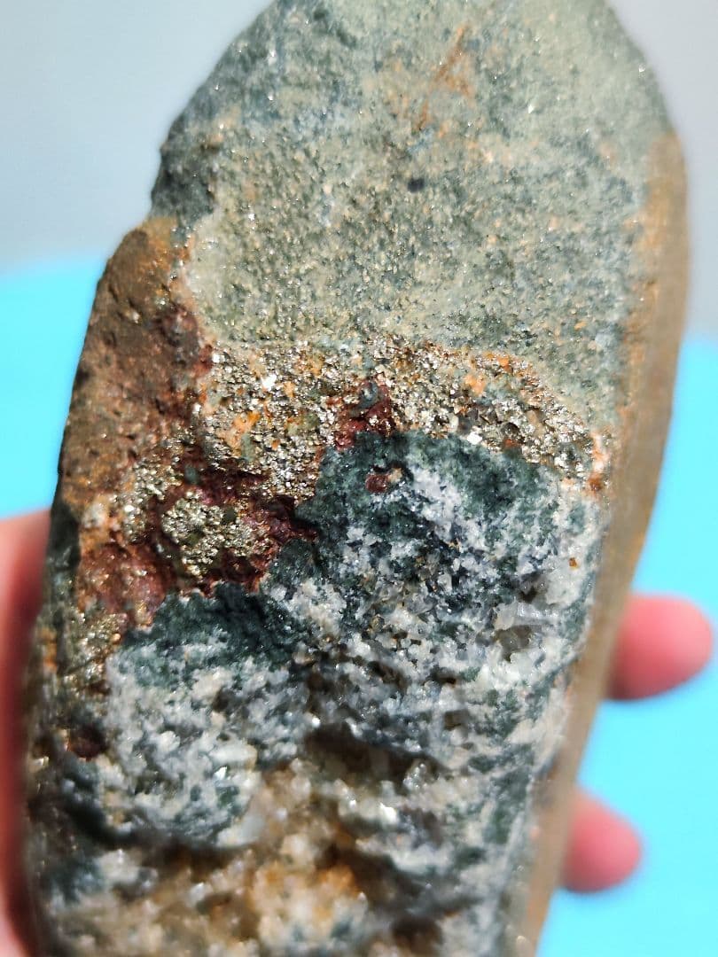 国産天然鉱石　黄銅鉱　黄鉄鉱　未加工　鑑賞石　水晶　クラスター　パワーストーン